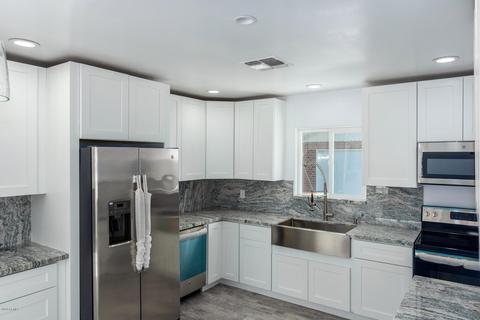 2521 E Cheery Lynn Rd, Phoenix, AZ 85016 photo 7