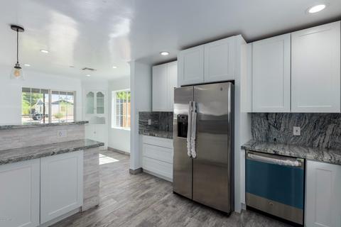 2521 E Cheery Lynn Rd, Phoenix, AZ 85016 photo 10