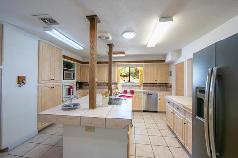 4693 E Robert Smith Ln, Hereford, AZ 85615 photo 9