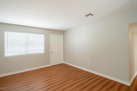 1329 E Becker Ln, Phoenix, AZ 85020 photo 5