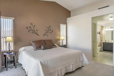 3017 E Siesta Ln, Phoenix, AZ 85050 photo 11
