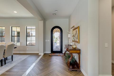 7621 S Peppertree Dr, Gilbert, AZ 85298 photo 9