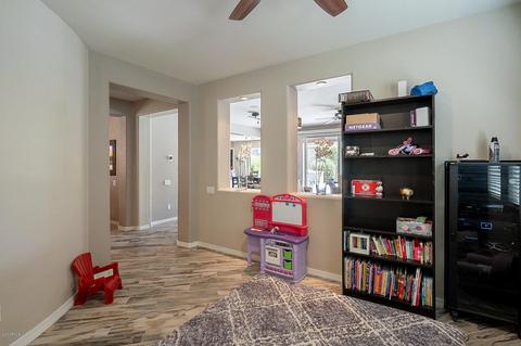 3936 E Half Hitch Pl, Phoenix, AZ 85050 photo 26