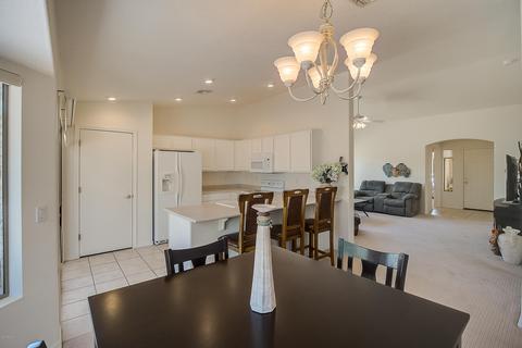 4556 E Sycamore Ct, Gilbert, AZ 85298 photo 3