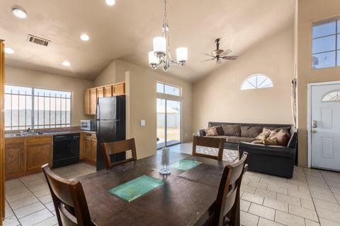 1642 E Darrel Rd, Phoenix, AZ 85042 photo 9