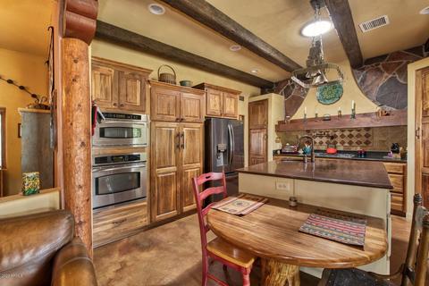 7310 E Silver Creek Rd, Hereford, AZ 85615 photo 11