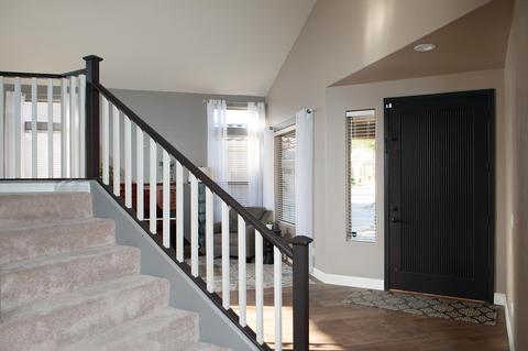 25640 N Singbush Loop, Phoenix, AZ 85083 photo 2