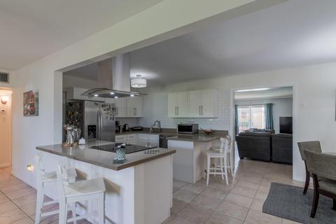 3408 N 24th Dr, Phoenix, AZ 85015 photo 9