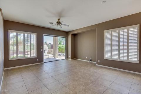 6853 S Pinehurst Dr, Gilbert, AZ 85298 photo 12