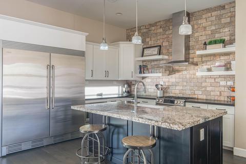 3436 E Clarendon Ave, Phoenix, AZ 85018 photo 3