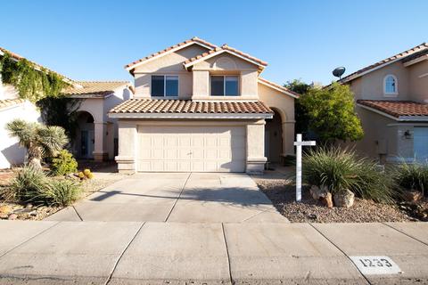 1233 E Angela Dr, Phoenix, AZ 85022 photo 2