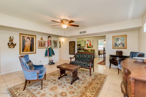 807 E Mclellan Blvd, Phoenix, AZ 85014 photo 3