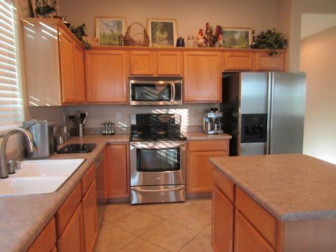 25806 N Singbush Loop, Phoenix, AZ 85083 photo 10
