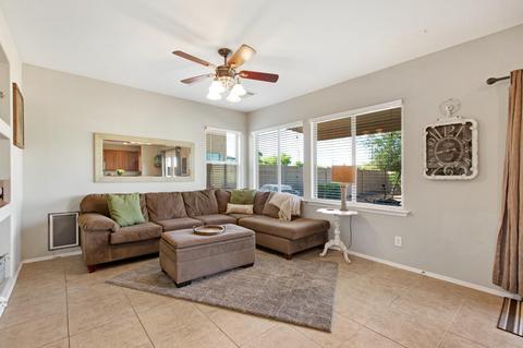 2060 S Falcon Dr, Gilbert, AZ 85295 photo 13