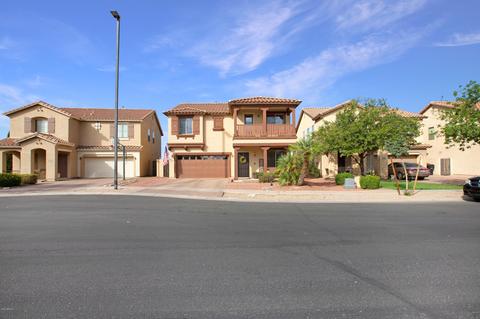 2060 S Falcon Dr, Gilbert, AZ 85295 photo 3
