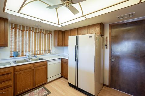 7108 E Flossmoor Ave, Mesa, AZ 85208 photo 4
