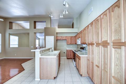 362 E Pinto Ct, Gilbert, AZ 85296 photo 10