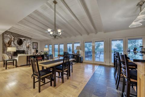 4718 E Rockridge Rd, Phoenix, AZ 85018 photo 9