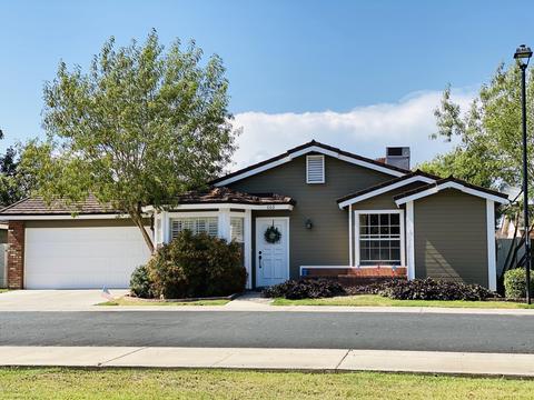 602 E Danbury Rd, Phoenix, AZ 85022 photo 1
