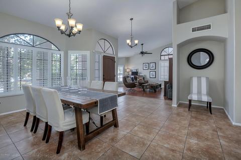 1231 W Iris Dr, Gilbert, AZ 85233 photo 3