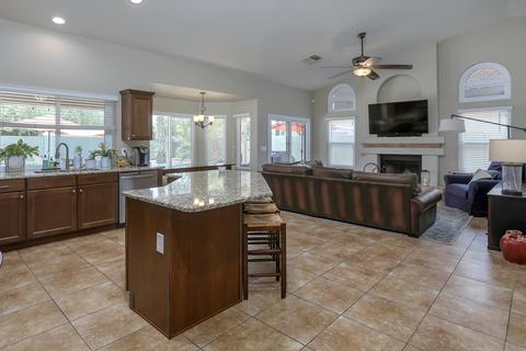 1231 W Iris Dr, Gilbert, AZ 85233 photo 8