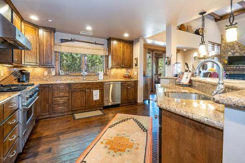 1734 Elysian Ct, Flagstaff, AZ 86005 photo 13