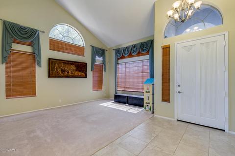 621 N Hawk Cir, Gilbert, AZ 85234 photo 6