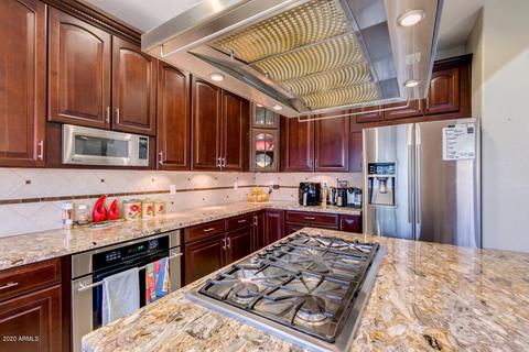 621 N Hawk Cir, Gilbert, AZ 85234 photo 13