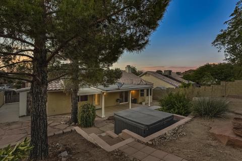 1917 E Ludlow Dr, Phoenix, AZ 85022 photo 2