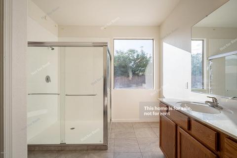 4218 E Rainbow Dr, Gilbert, AZ 85297 photo 4
