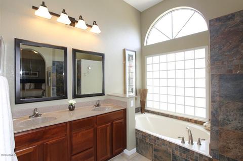 4318 E Silverwood Dr, Phoenix, AZ 85048 photo 28