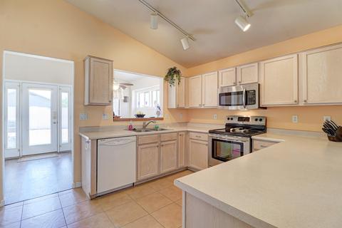 3231 E Hononegh Dr, Phoenix, AZ 85050 photo 11