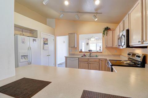3231 E Hononegh Dr, Phoenix, AZ 85050 photo 10