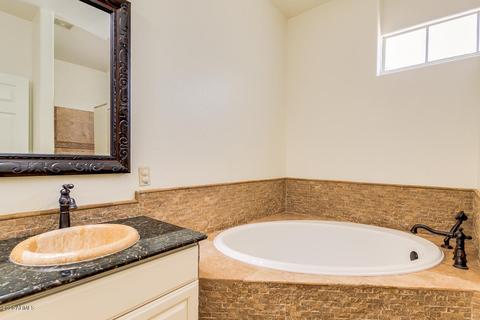 357 S Jared Dr, Gilbert, AZ 85296 photo 52