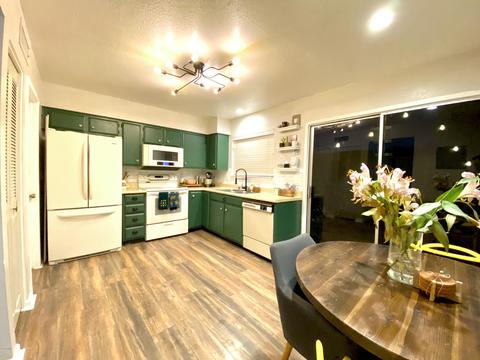 1041 E Lodge Dr, Tempe, AZ 85283 photo 5