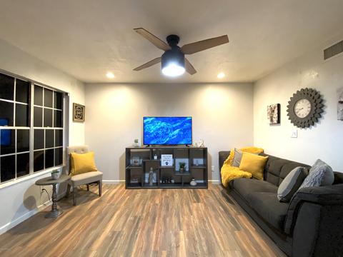 1041 E Lodge Dr, Tempe, AZ 85283 photo 3