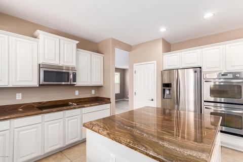 2185 E Indian Wells Dr, Gilbert, AZ 85298 photo 9