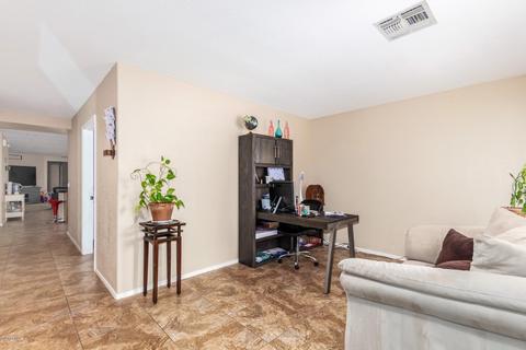 8515 E Desert Ln, Mesa, AZ 85209 photo 5