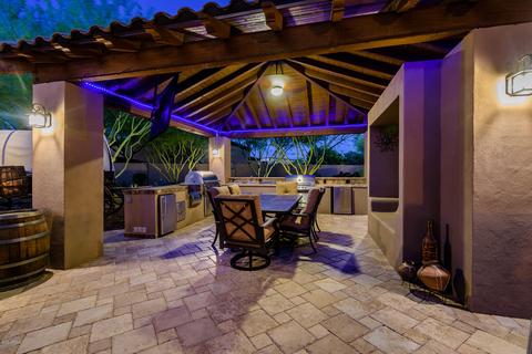 1423 E Breezy Ct, Phoenix, AZ 85086 photo 10