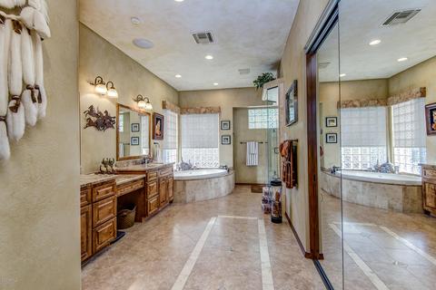 1423 E Breezy Ct, Phoenix, AZ 85086 photo 23