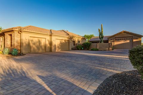 1423 E Breezy Ct, Phoenix, AZ 85086 photo 15