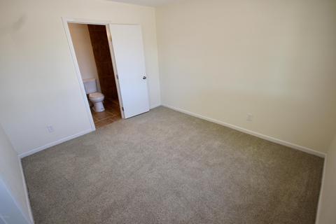 4812 S 36th Dr, Phoenix, AZ 85041 photo 12
