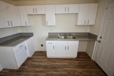 4812 S 36th Dr, Phoenix, AZ 85041 photo 9