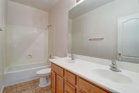 4031 E Carriage Way, Gilbert, AZ 85297 photo 31