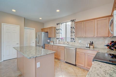 3062 S Southwind Dr, Gilbert, AZ 85295 photo 14