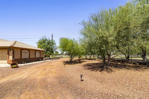 2423 E Magnolia Dr, Gilbert, AZ 85298 photo 3