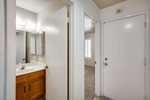 1702 E Greenway Cir, Phoenix, AZ 85042 photo 26