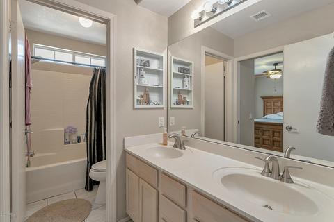 3232 E Tonto Ln, Phoenix, AZ 85050 photo 23