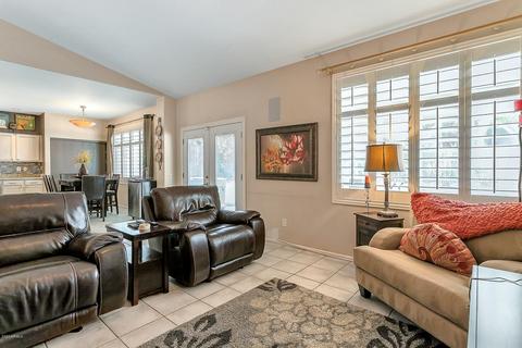 3232 E Tonto Ln, Phoenix, AZ 85050 photo 7