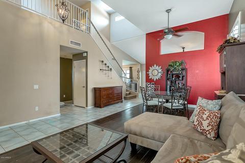 3232 E Tonto Ln, Phoenix, AZ 85050 photo 4